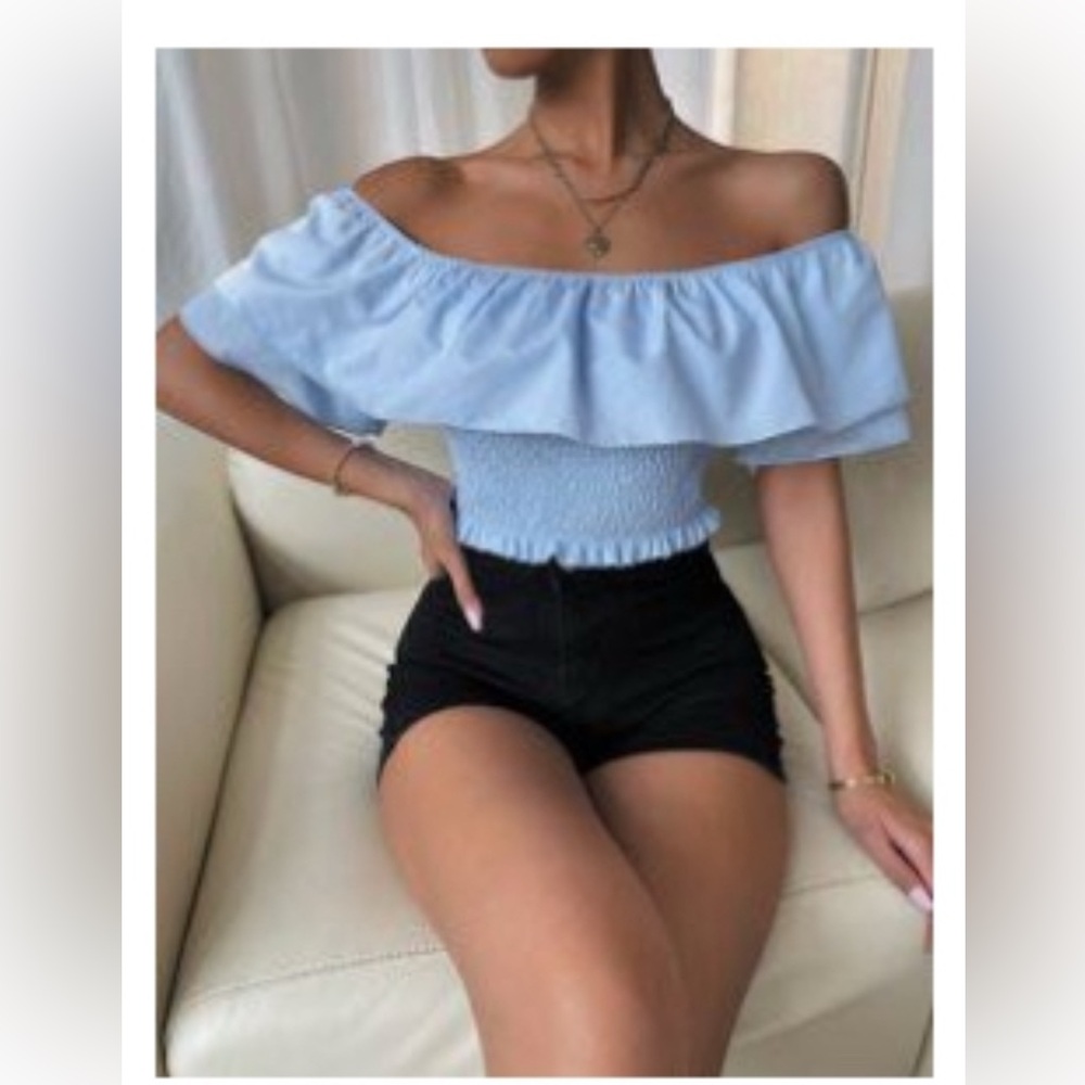 SHEIN SHIRRED DETAIL RUFFLE CROP TOP SIZE 6